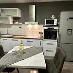 Lucka Ii Διαμέρισμα *