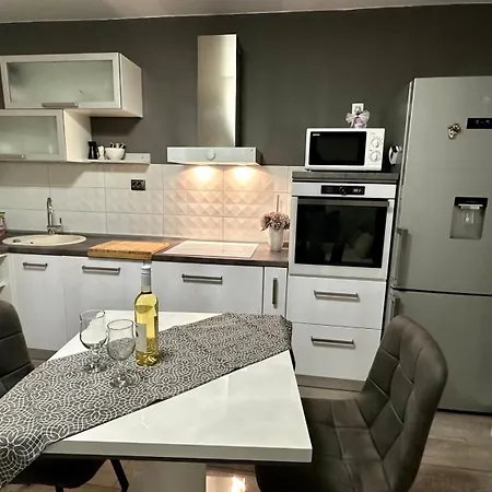 Lucka Ii Apartment *