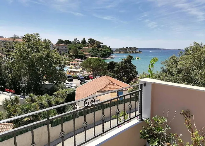 Lucka Ii Apartament *