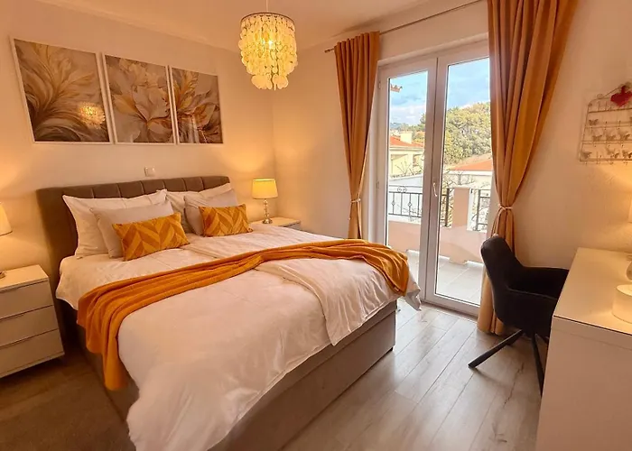 Apartament Lucka Ii *